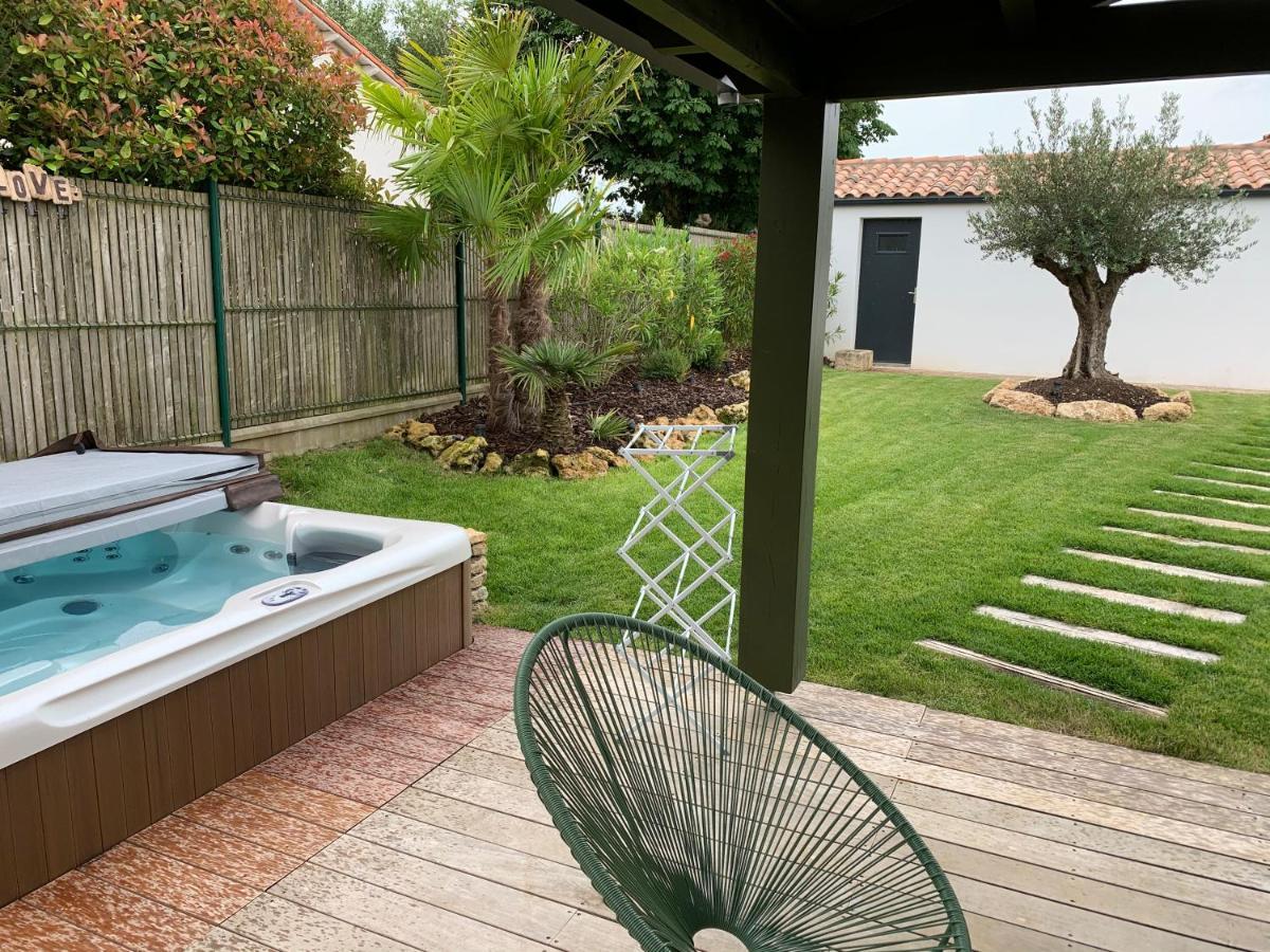 拉罗歇尔Les Jardins Des Brandes别墅 外观 照片